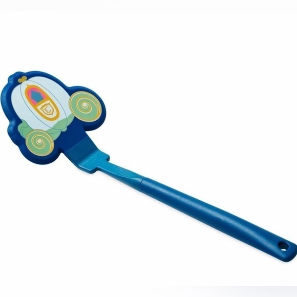 Cinderella Carriage Spatula - Picture 2 of 9